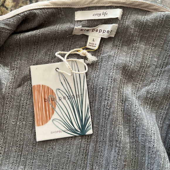 NWT Blu Pepper Light Gray Open-Front Cardigan - Picture 9 of 13